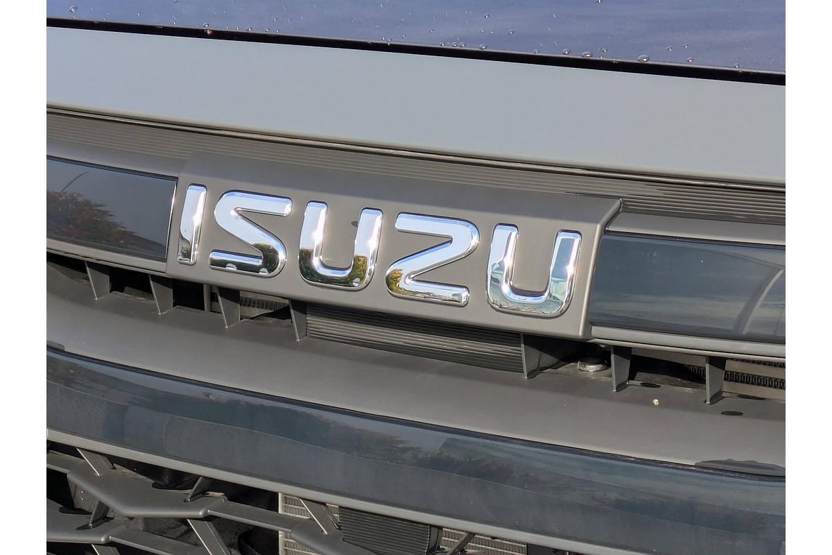 2025 Isuzu D-MAX SX 4X4