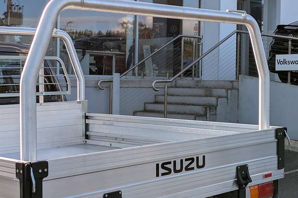 2025 Isuzu D-MAX SX 4X4
