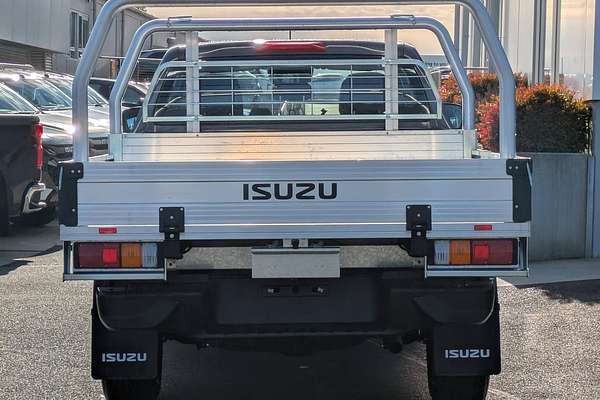 2025 Isuzu D-MAX SX 4X4
