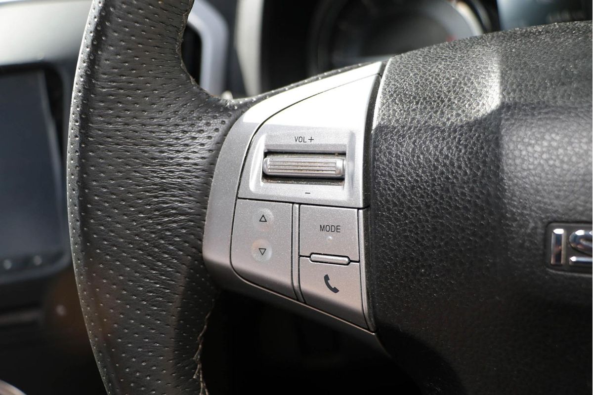 2018 Isuzu MU-X LS-U