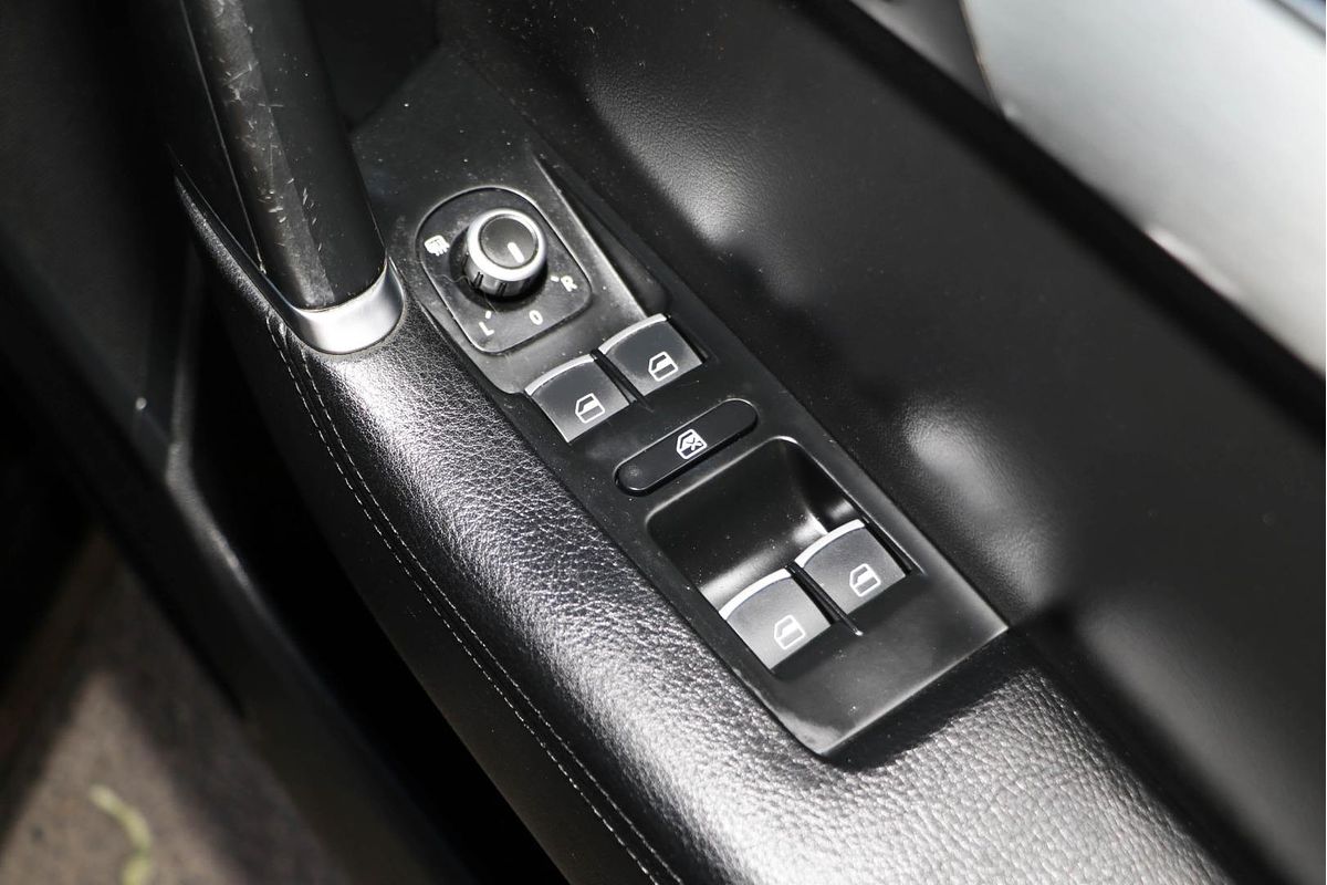 2013 Volkswagen Passat 130TDI Highline Type 3C