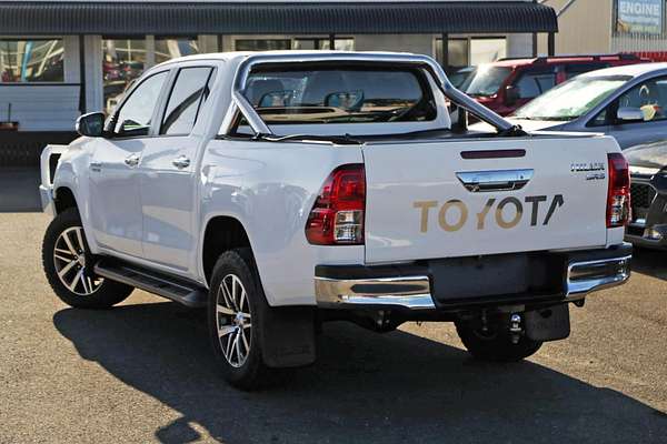 2020 Toyota Hilux SR5 GUN126R 4X4