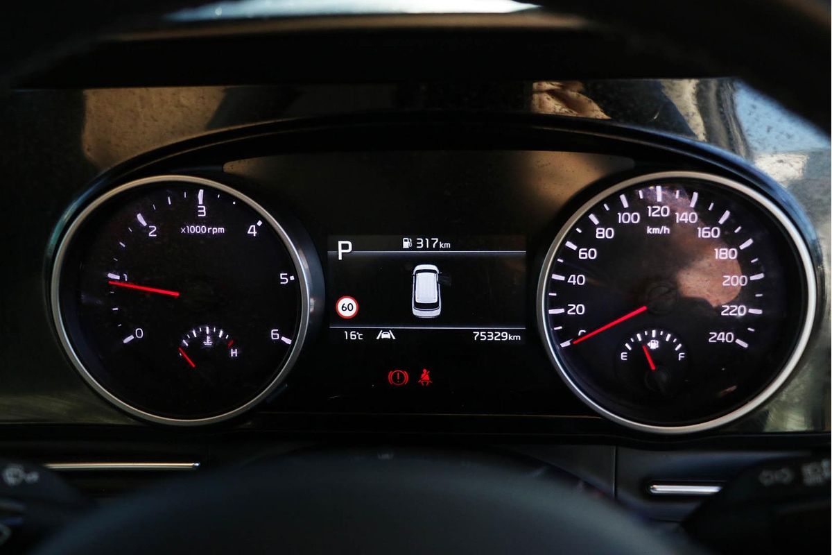 2023 Kia Carnival Si KA4