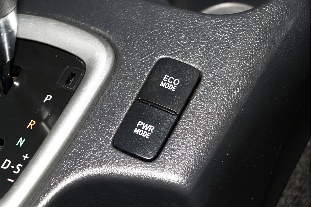 2020 Toyota Hilux SR5 GUN126R 4X4