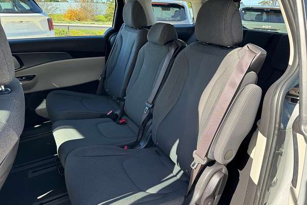 2023 Kia Carnival S KA4