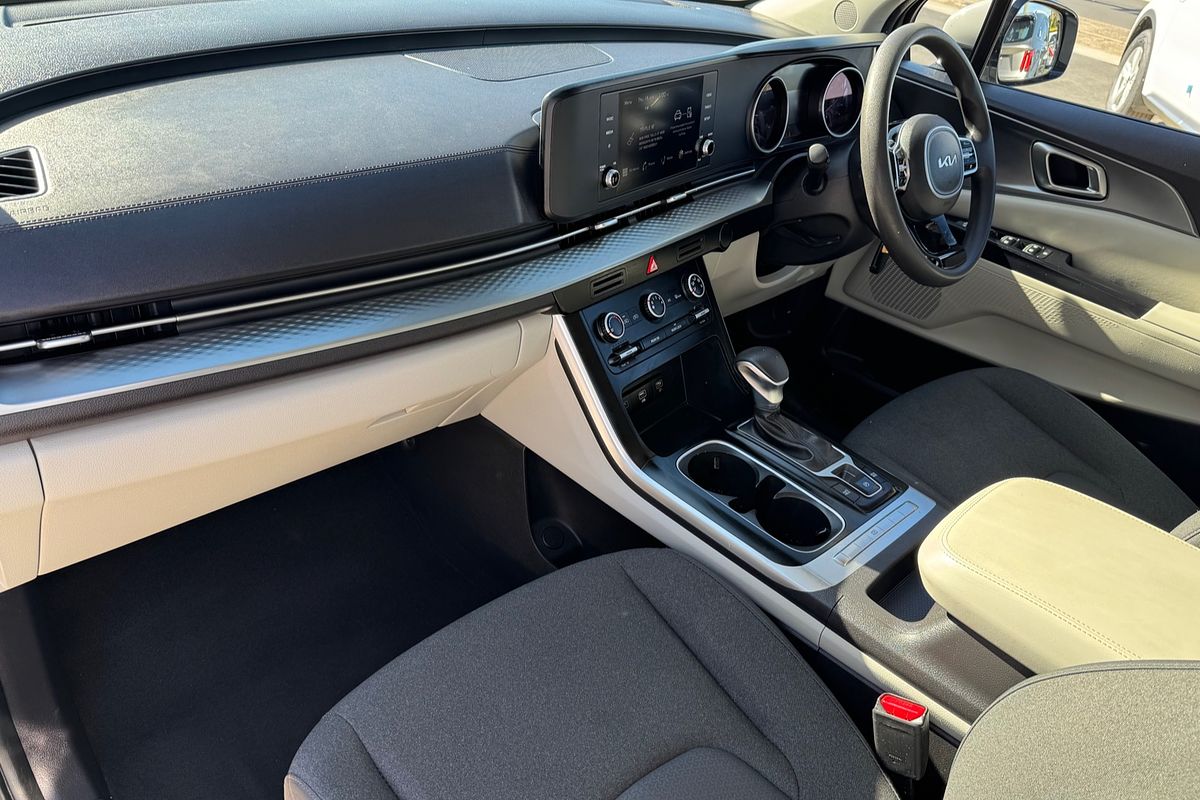 2023 Kia Carnival S KA4