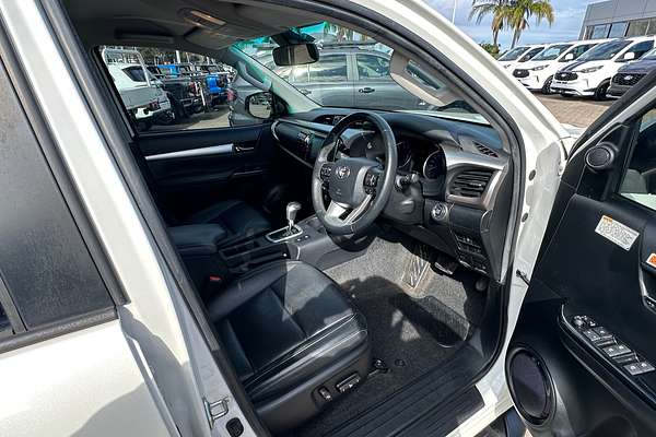 2020 Toyota Hilux SR5 GUN126R 4X4