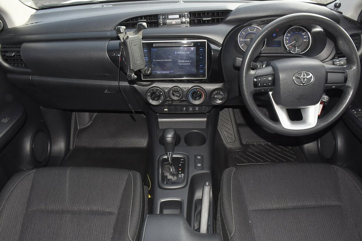 2018 Toyota Hilux SR GUN126R 4X4