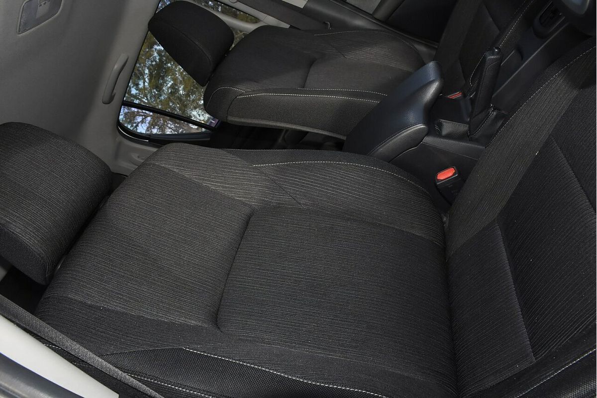 2018 Toyota Hilux SR GUN126R 4X4