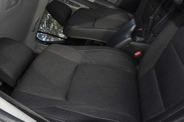 2018 Toyota Hilux SR GUN126R 4X4