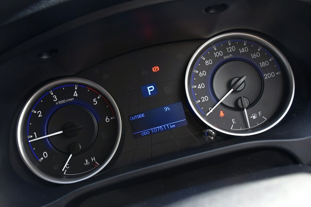 2018 Toyota Hilux SR GUN126R 4X4
