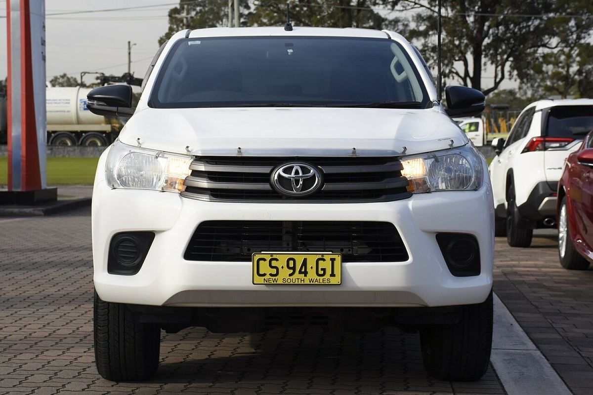 2018 Toyota Hilux SR GUN126R 4X4