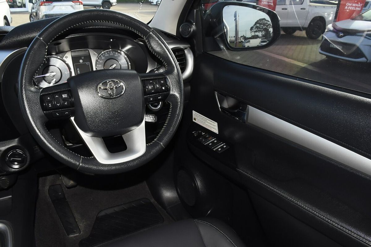 2021 Toyota Hilux SR5 GUN126R 4X4