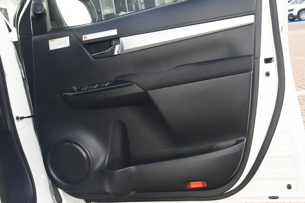 2020 Toyota Hilux SR5 GUN126R 4X4