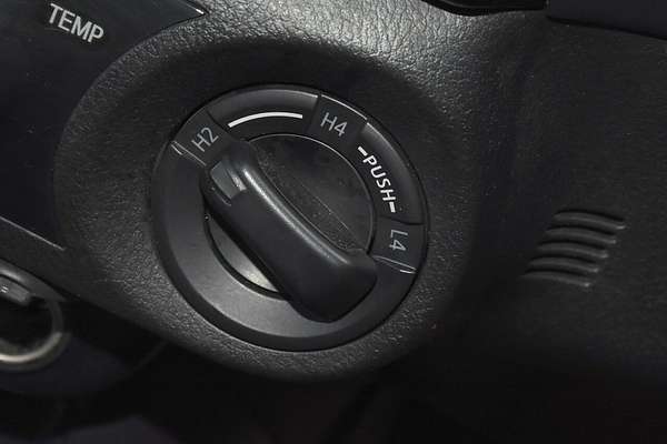 2020 Toyota Hilux SR5 GUN126R 4X4