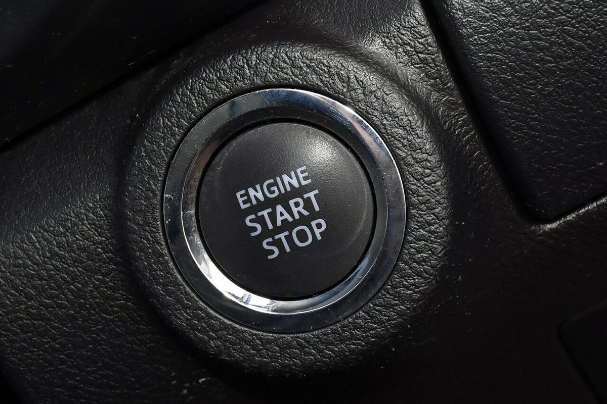 2020 Toyota Hilux SR5 GUN126R 4X4