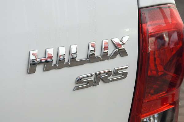 2020 Toyota Hilux SR5 GUN126R 4X4