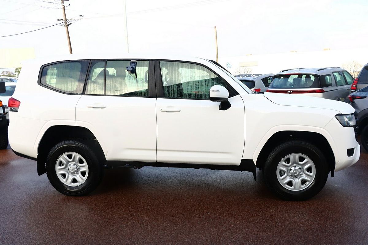 2025 Toyota Landcruiser GX FJA300R