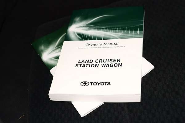2025 Toyota Landcruiser GX FJA300R