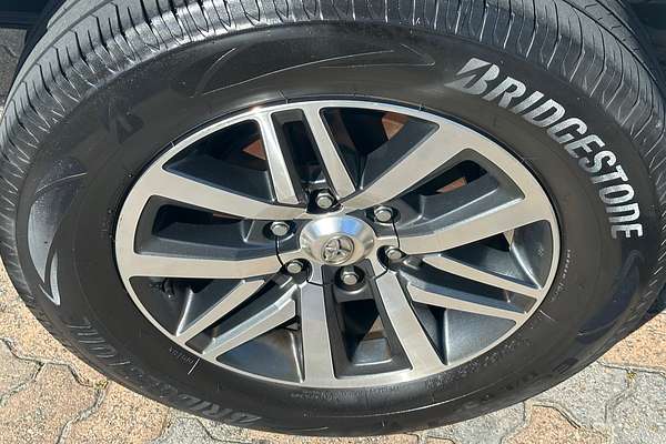 2020 Toyota Hilux SR5 GUN126R 4X4