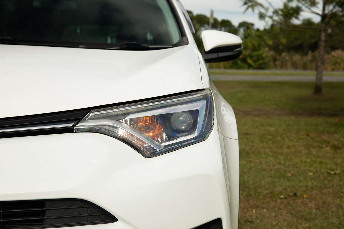 2017 Toyota RAV4 GX ASA44R