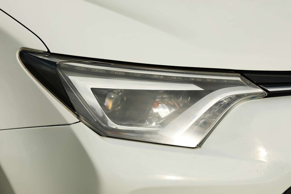 2017 Toyota RAV4 GX ASA44R