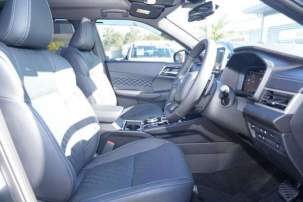 2025 Mitsubishi Outlander PHEV GSR ZM