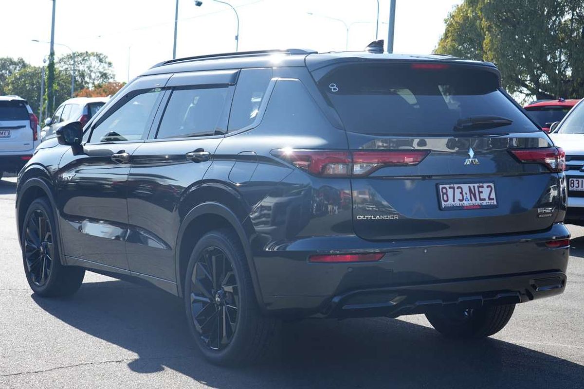 2025 Mitsubishi Outlander PHEV GSR ZM