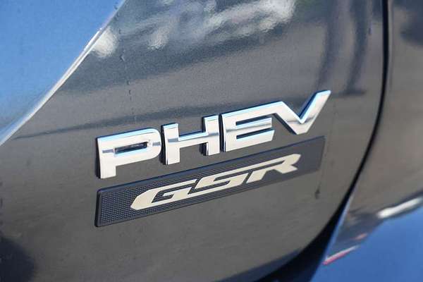 2025 Mitsubishi Outlander PHEV GSR ZM