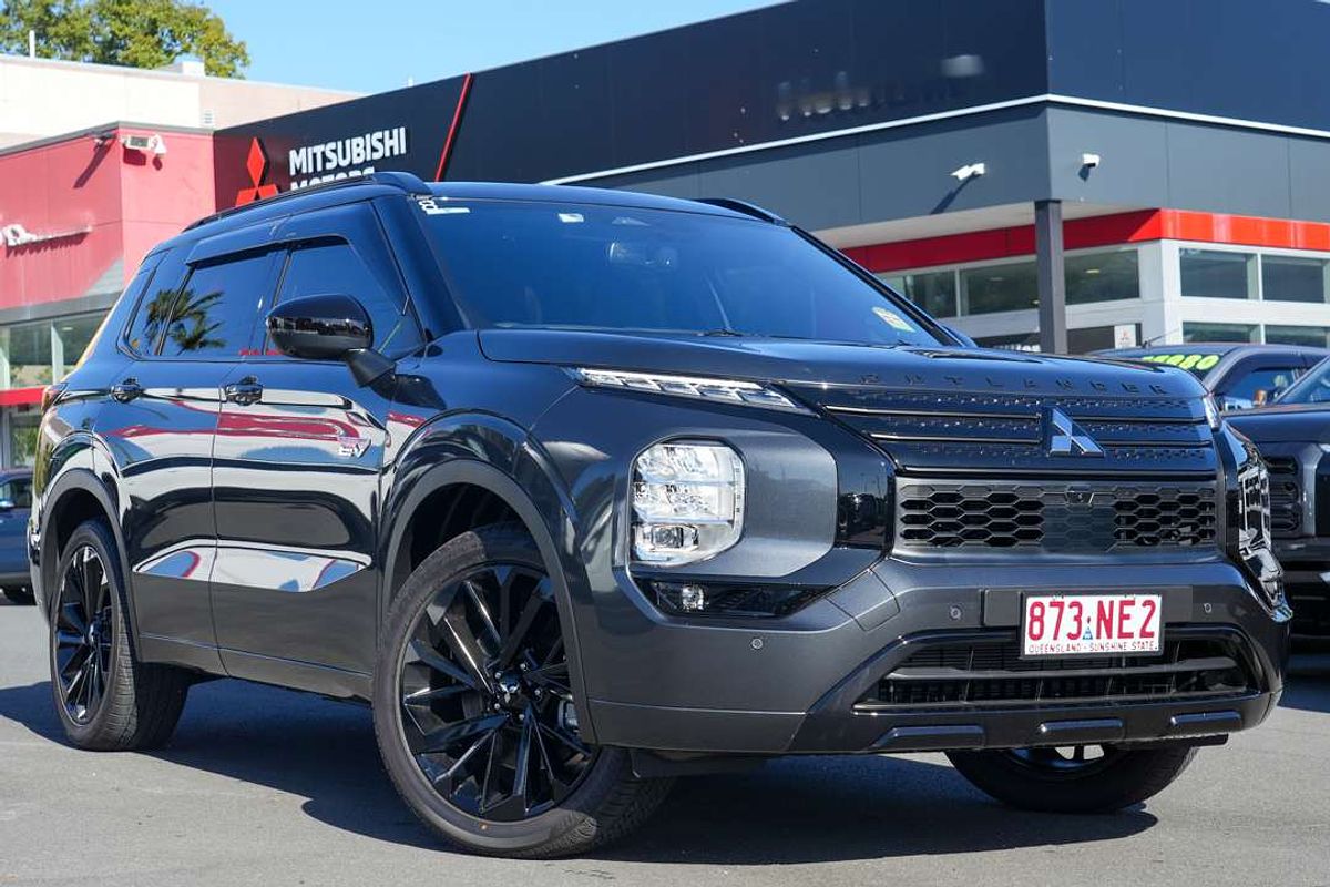 2025 Mitsubishi Outlander PHEV GSR ZM