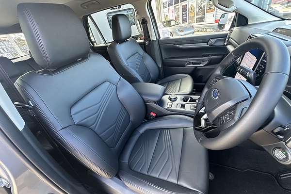 2025 Ford Everest Trend 2.0L