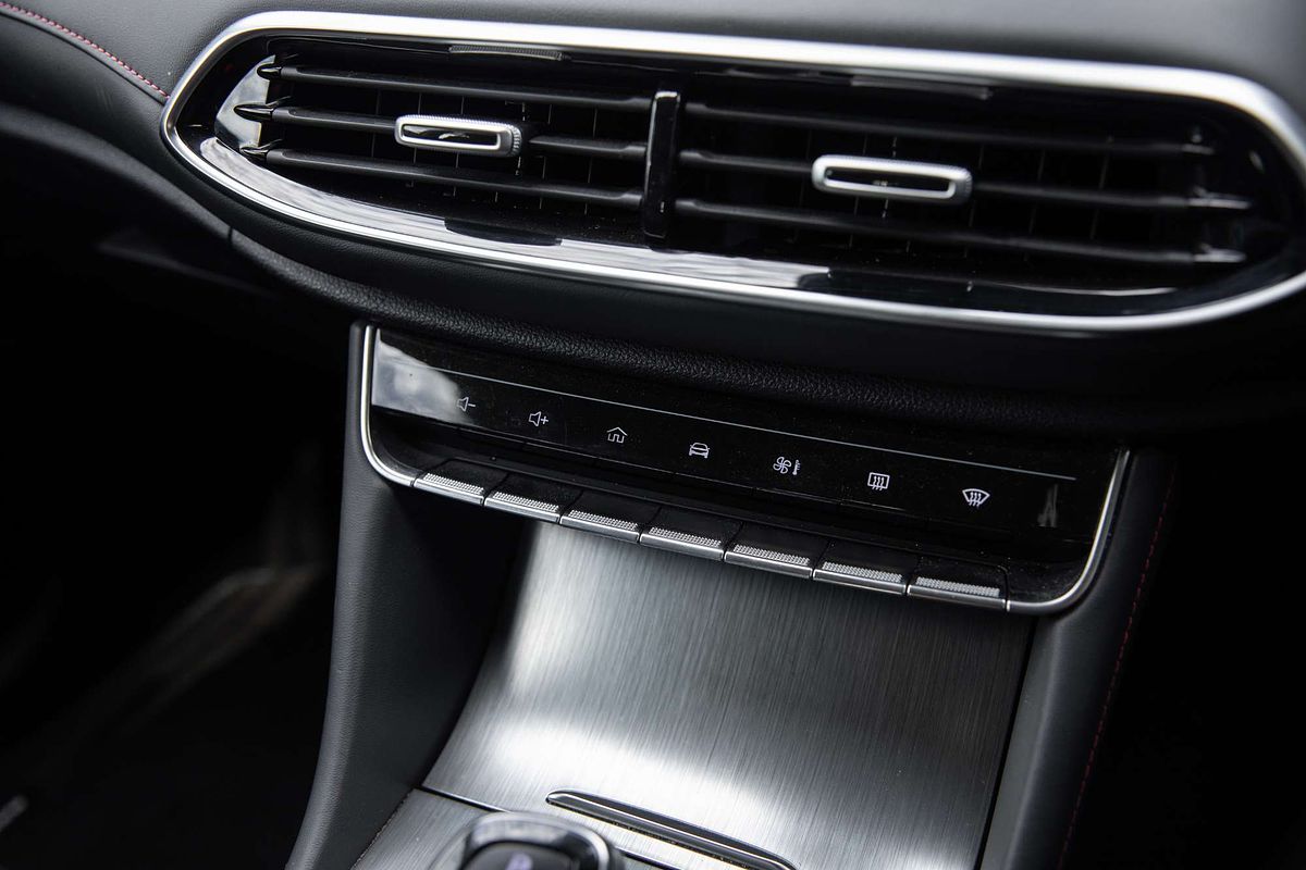 2021 MG HS PHEV Essence SAS23