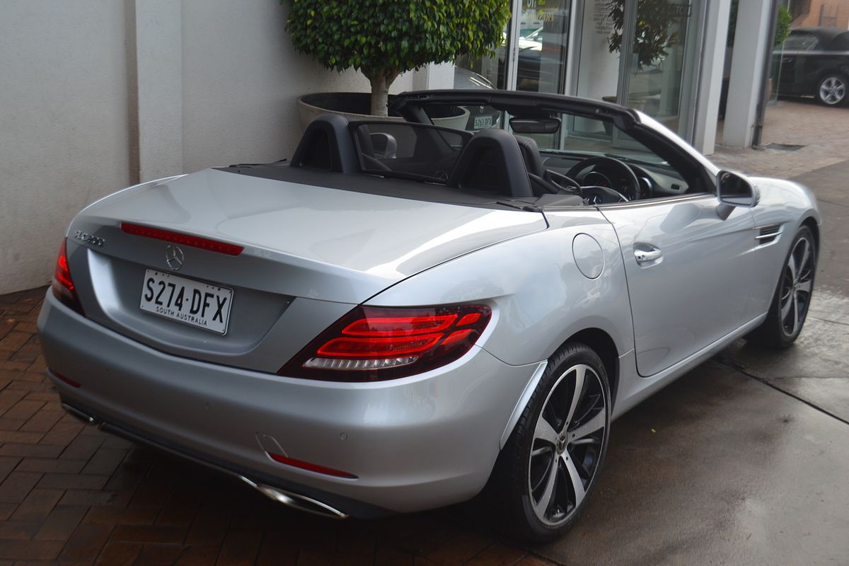 2017 Mercedes-Benz SLC-Class SLC200 R172