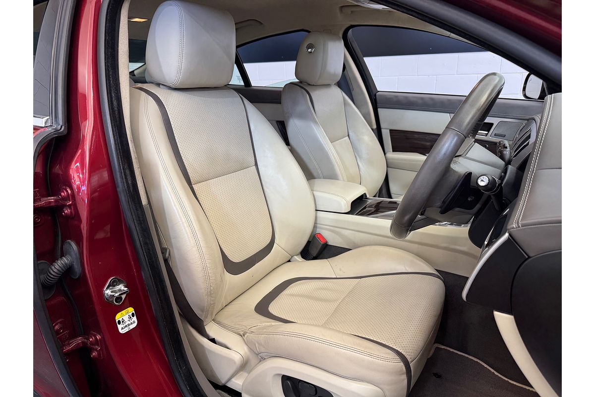 2014 Jaguar XF S Portfolio X250