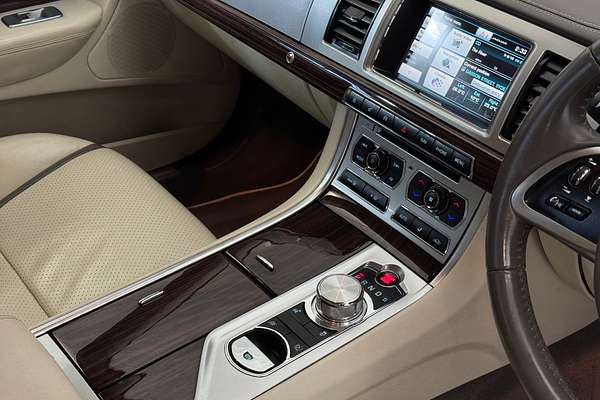 2014 Jaguar XF S Portfolio X250