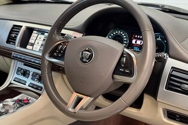 2014 Jaguar XF S Portfolio X250