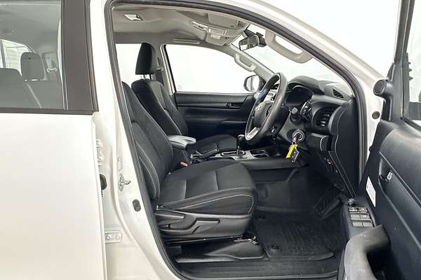 2022 Toyota Hilux SR GUN126R 4X4