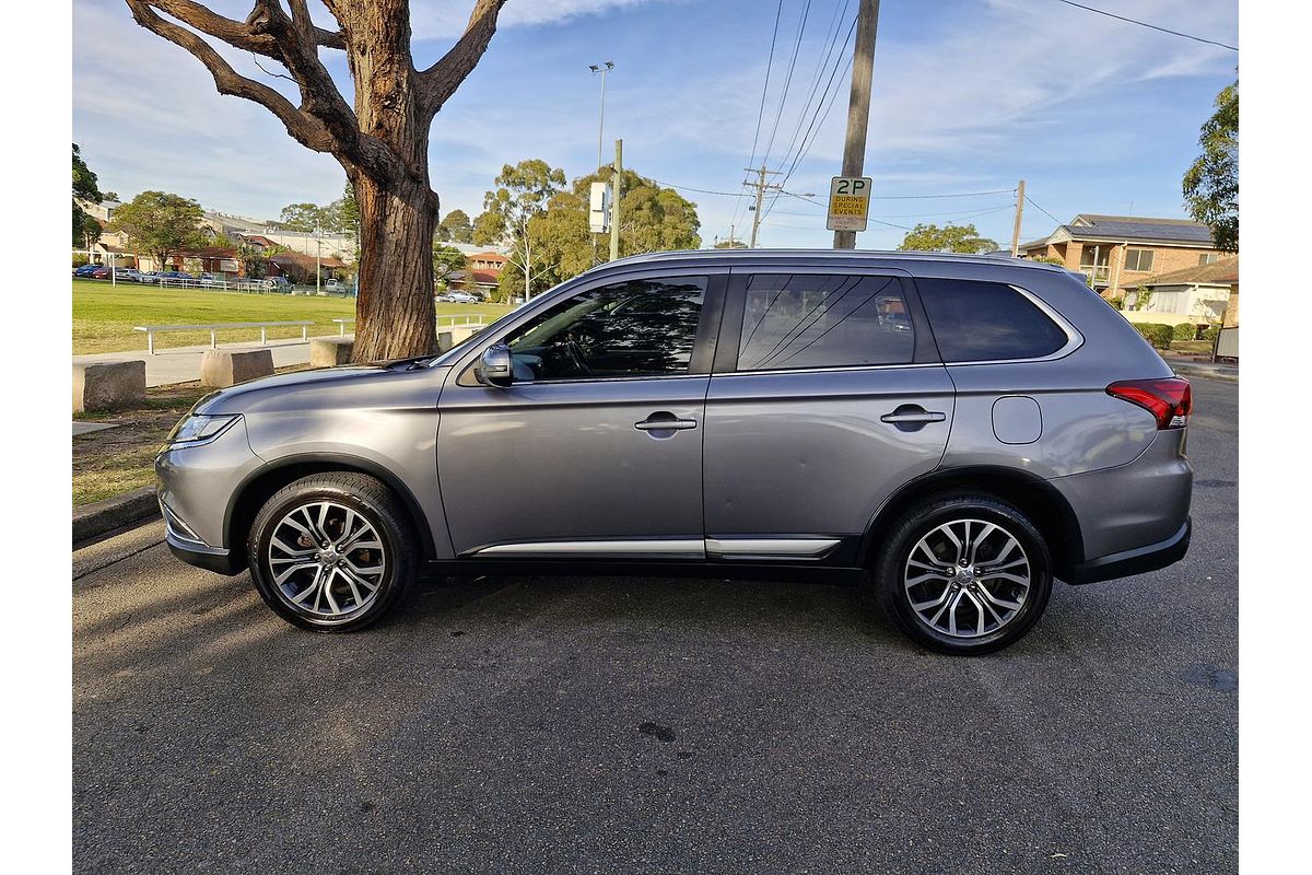 2017 Mitsubishi Outlander LS ZK