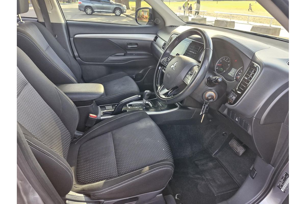 2017 Mitsubishi Outlander LS ZK