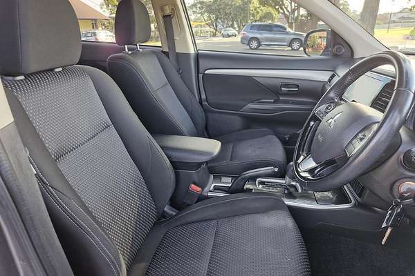 2017 Mitsubishi Outlander LS ZK