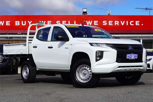 2022 Mitsubishi Triton GLX MR 4X4