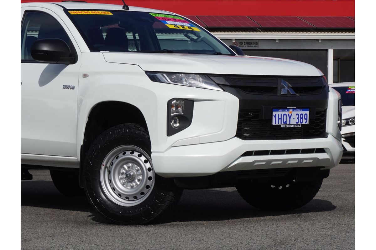 2022 Mitsubishi Triton GLX MR 4X4
