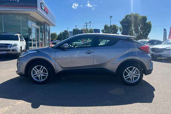 2020 Toyota C-HR GXL NGX10R