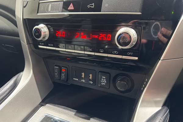 2022 Mitsubishi PAJERO SPORT PAJERO SPORT GSR (4WD) 7 SEAT QF4Z46