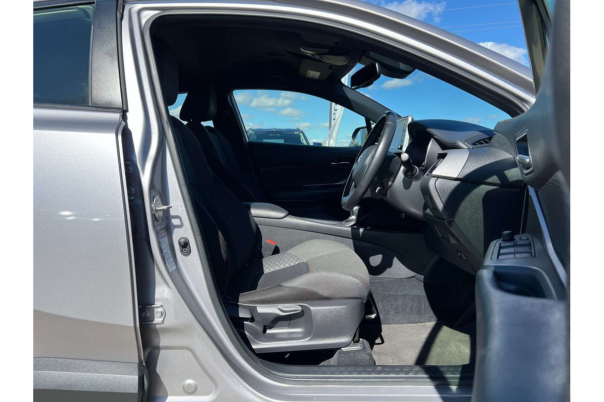 2020 Toyota C-HR GXL NGX10R