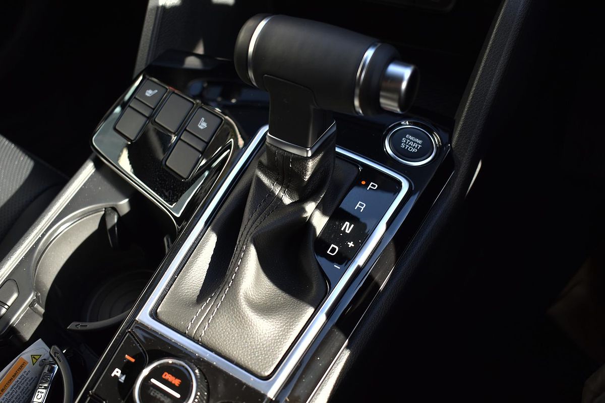 2025 Kia Sportage SX+ NQ5
