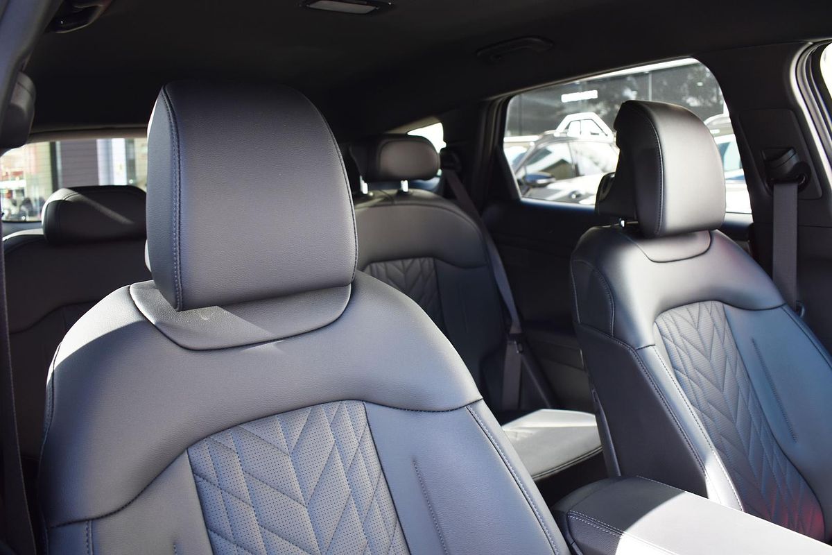 2025 Kia Sportage SX+ NQ5