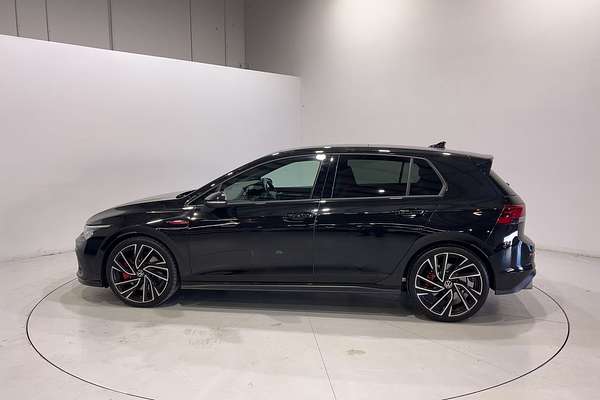 2024 Volkswagen Golf GTI 8