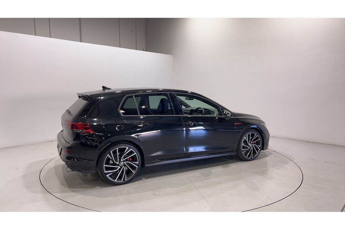 2024 Volkswagen Golf GTI 8
