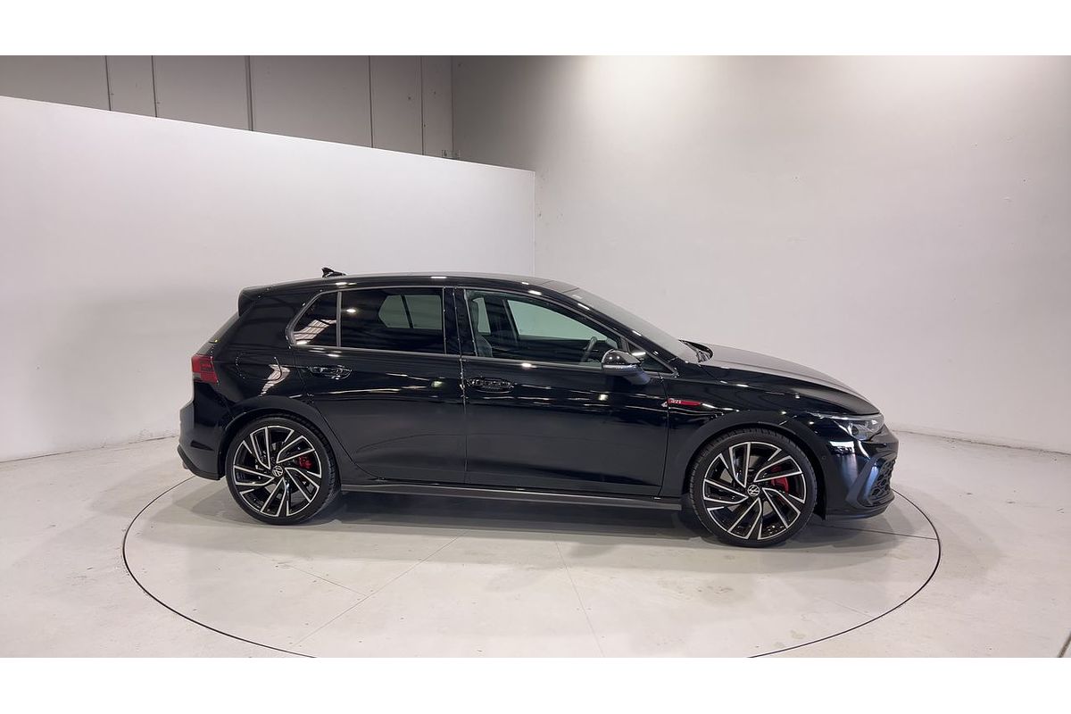 2024 Volkswagen Golf GTI 8